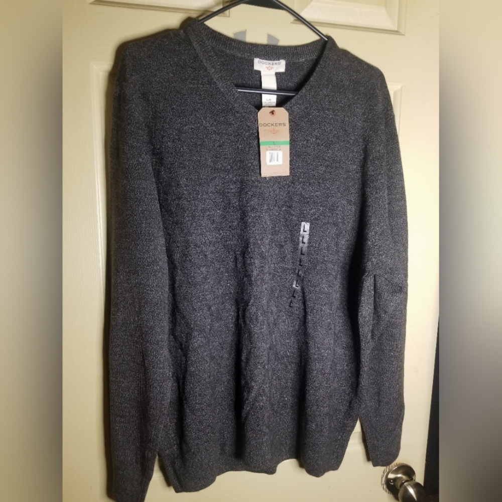 NWT Dockers Charcoal Gray Easy Care Comfort Sweater